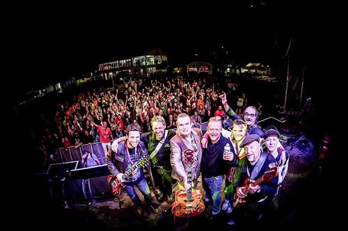 Mark Harman / Aynsley Lister / Doug Holiday / Ben Cooper / Frank Schut / Boz Boorer / Jacques Falda